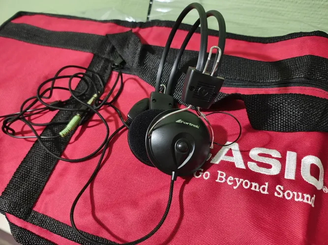 Teclado Cássio CTK 3500 + fone profissional - sem uso
