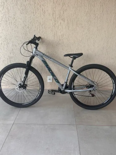 Bicicleta aro 29 NOVA