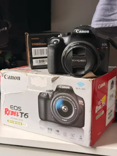 Canon EOS T6 + Lente 50 mm