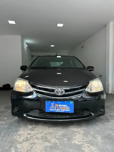 Toyota Etios XS Sedan 1.5 Flex 16V 4P Mec. 2013