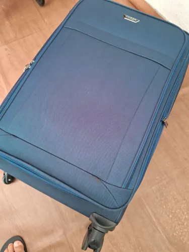 Mala de 23 hilos. Usada uma vez. Valor 250.00 reais