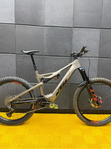 Bicicleta elétrica KTM Macina L
