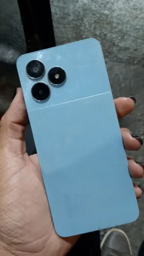 Vendo um realme note 50