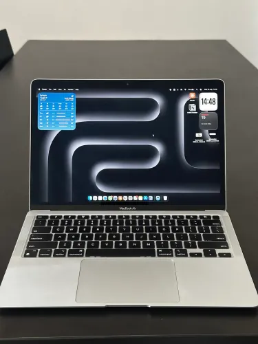 MacBook Air M1