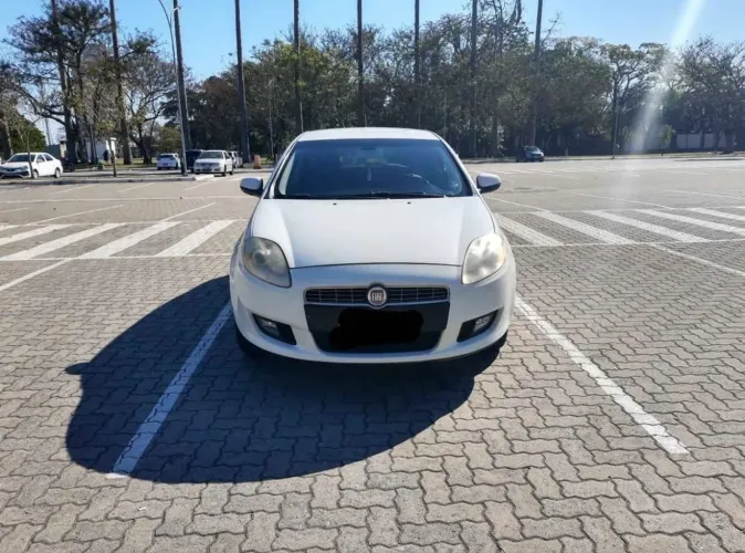 Fiat Bravo Essence Dualogic 1.8 Flex 16V 5P 2011