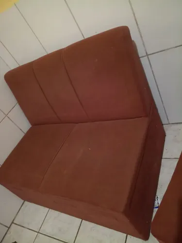 Vende_se um sofá