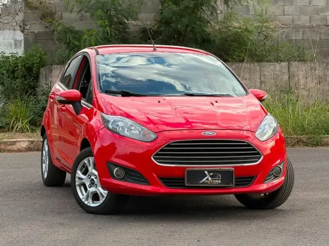 Ford Fiesta 1.6 16V Flex Aut. 5P 2016