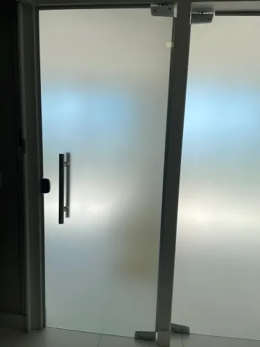 Portas de Correr em Vidro Temperado Jateado 2,10 x 0,79 m - Completa (3 unidades)
