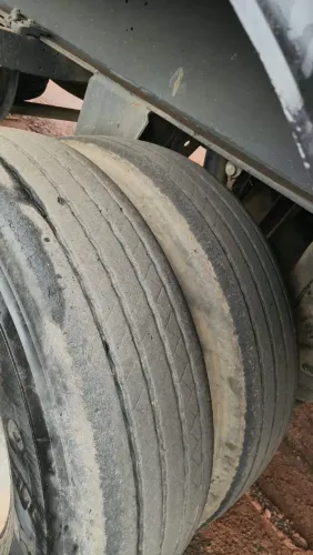 Carreta 2 eixos