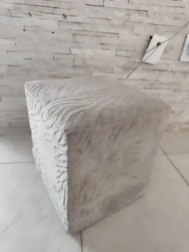 Cubo/puff decorativo