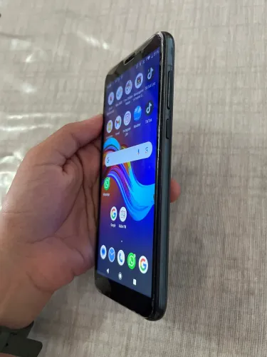 Vendo MOTO E6 PLAY