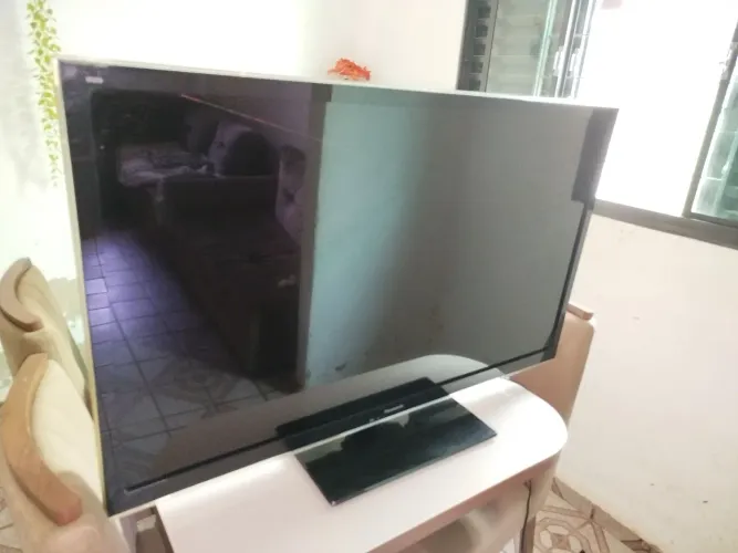 TV LED PANASSONIC 47" POLEGADAS COM DEFEITO, NÃO FAÇO ENTREGA.