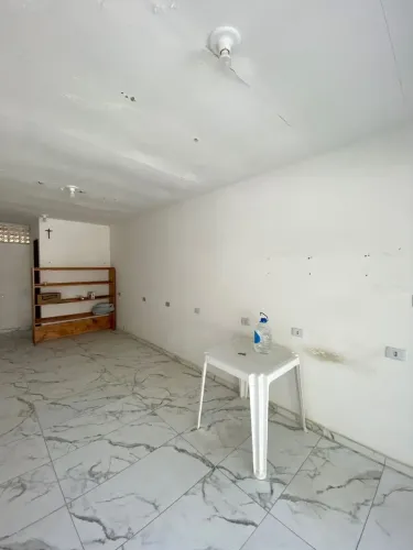 ALUGA-SE PONTO COMERCIAL NA RUA DAS PISCINAS NATURAIS