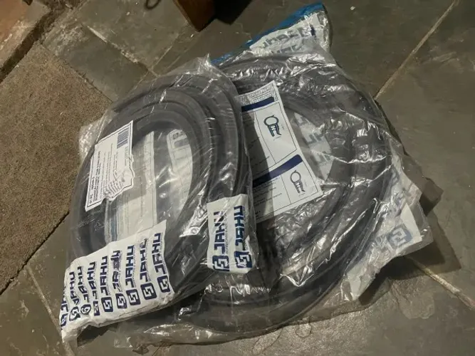 Borracha escort hobby - porta malas e porta do passageiro