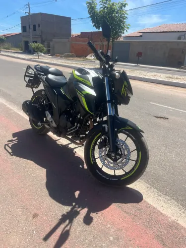 Fazer 250