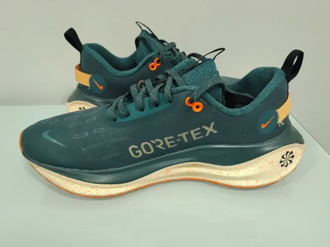 Tênis Nike Gore Tex tamanho 42