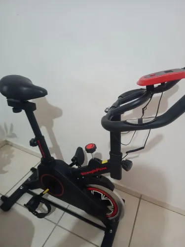Bicicleta ergométrica (4 meses de uso)