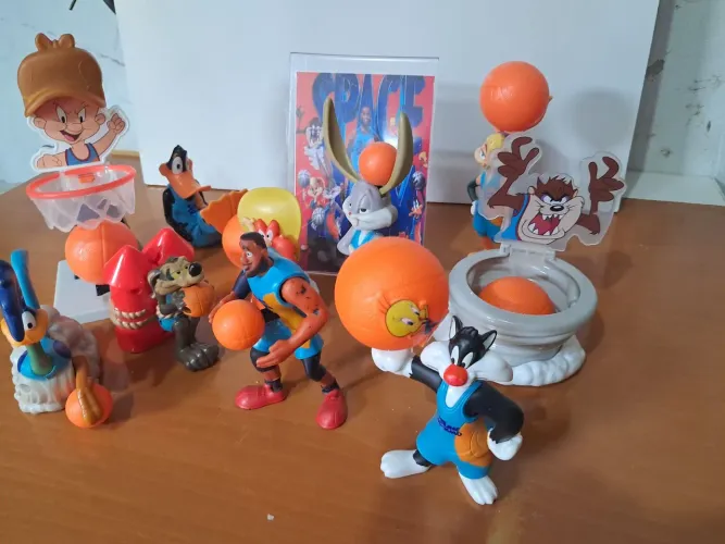 Coleção Space Jam 2 - McDonalds