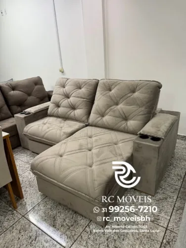 Sofá Cuiabá Retrátil Reclinável com Porta-Copos Euro Pillow