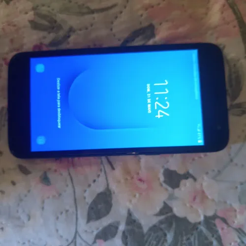Samsung J2 Core ,bem conservado.