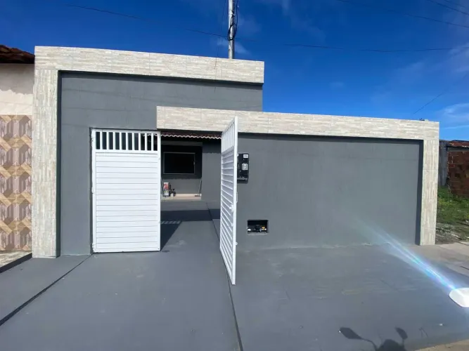 CASA NO NEUZICE BARRETO - M.CC - atrás da Honda motos que fica em frente ao shopping jardi