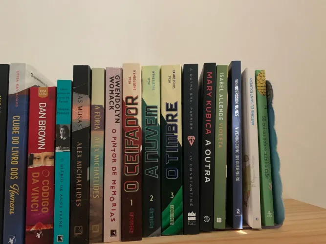 Coleção de Livros Diversos - Literatura e Clássicos (CONSULTAR PREÇOS)