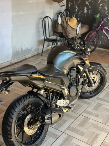 Yamaha FZ25 250 Fazer Flex 2024