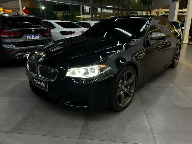 BMW M5 4.4 560cv Bi-turbo Aut. 2015