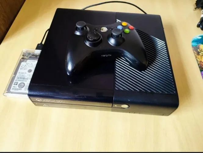 Vendo Xbox 360 ou troco por celular 