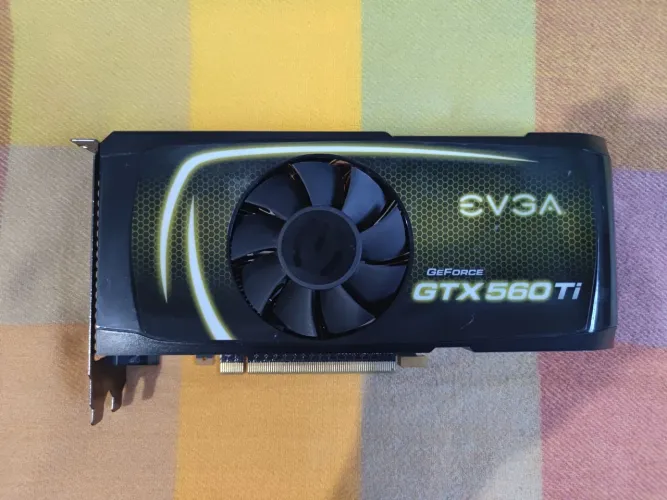 Placa de vídeo GTX 560 Ti EVGA (defeito)