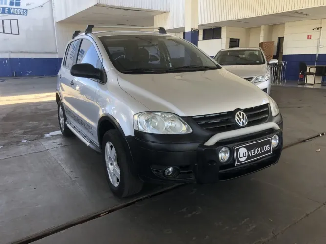 Volkswagen Crossfox 1.6 MI Total Flex 8V 5P 2007