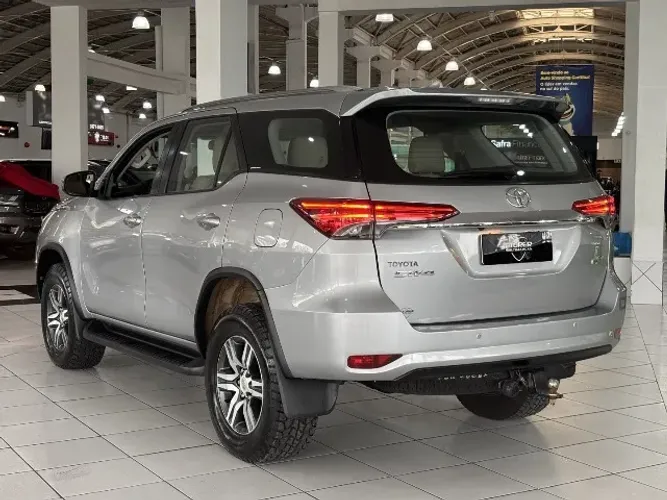 Toyota Hilux CD SR 4X2 2.7 16v/2.7 Flex Aut. 2019