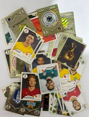 Troco figurinhas da copa 2018! Alguém tem?