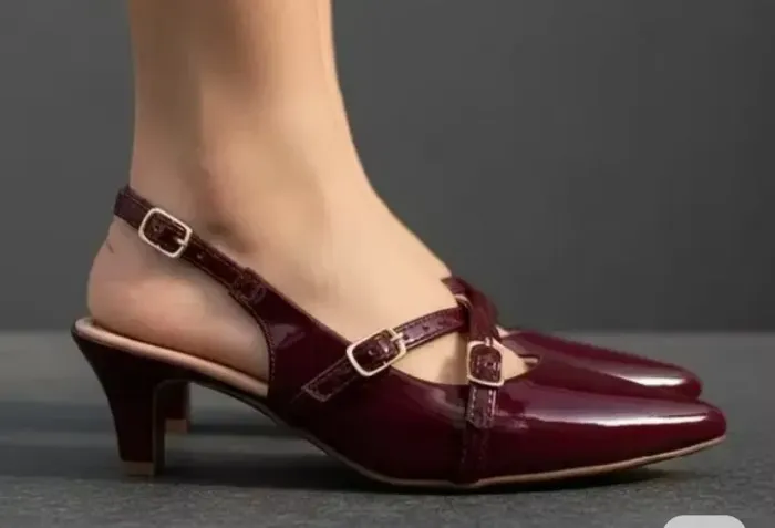 Sandália Slingback