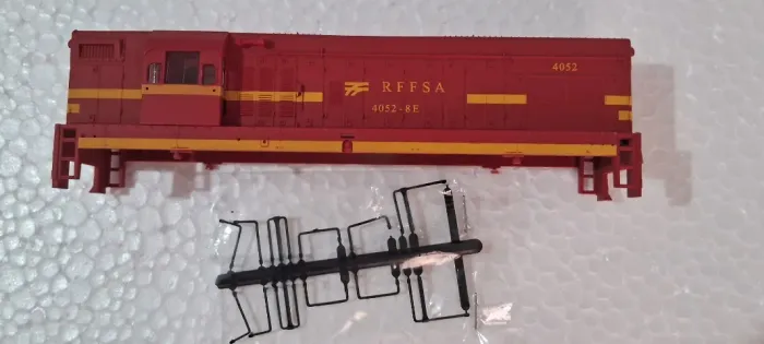 CARCAÇA COMPLETA DA LOCOMOTIVA FRATESCHI G12 DA RFFSA NOVA