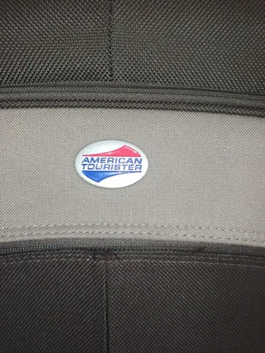 Mala para viagem rodinha 30kg usada 