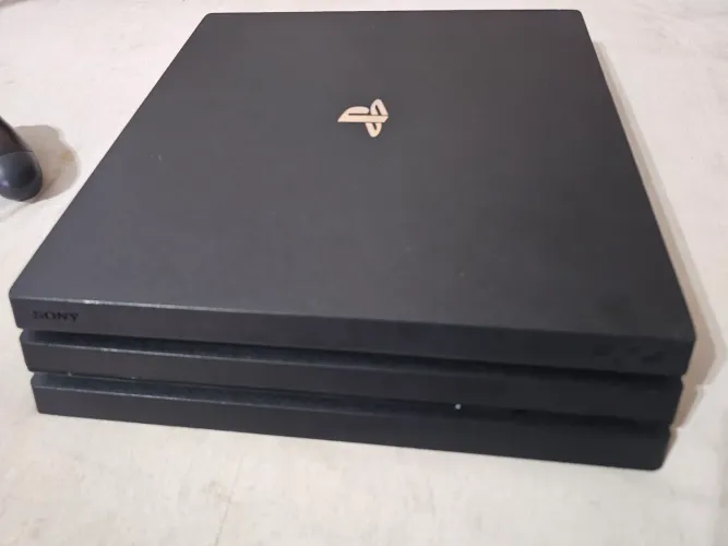 Playstation 4 Pro 1TB