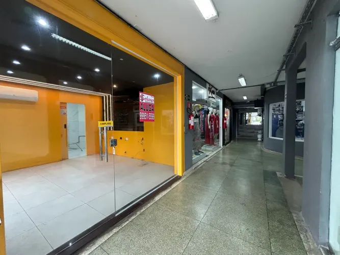 Loja para aluguel possui 28 metros quadrados em Tambaú - João Pessoa - PB