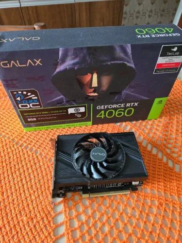 RTX 4060 8GB Galax 1-Click OC | Na caixa