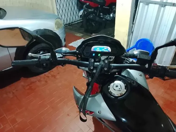 falco 400i boa toda   quem teve sabe zap 83- *