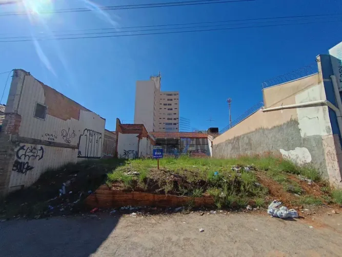 Terreno à Venda no Centro de Bauru 227,33 m² | Localização Estratégica