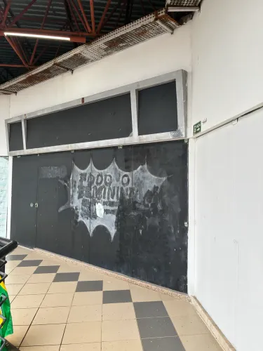 LOJA COMERCIAL