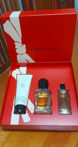 Kit presente Sì Giogio Armani