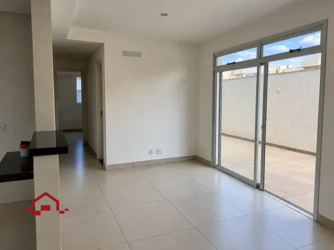 Apartamento para alugar com 3 quartos, suíte e área privativa no Padre Eustáquio