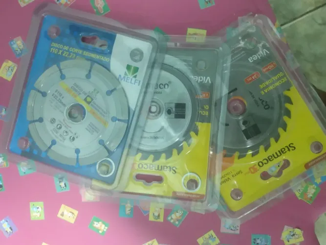Kit dois discos de madeira e um de concreto para makita
