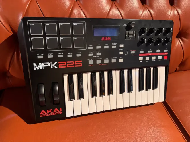 Controlador Akai
