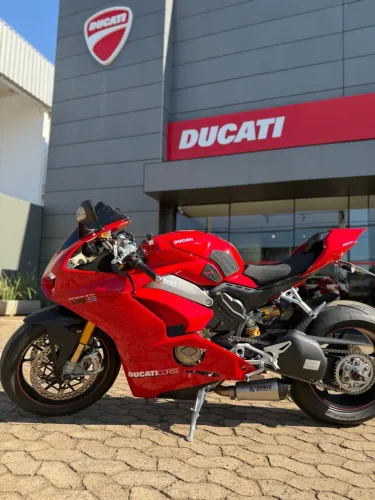 Ducati Panigale V4 S 2020