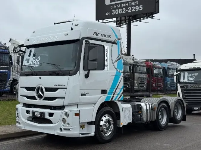 Mb Actros 2546 6x2 Ano 19 Automático Roda de alumínio na dianteira - oportunidade Top