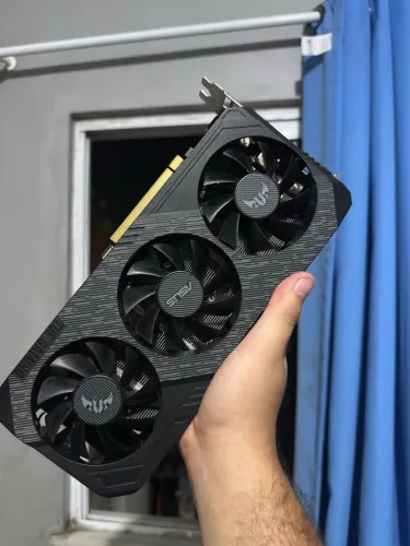 Asus 1660 super com defeito