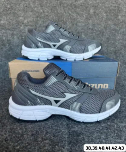 Tênis esportivo masculino 